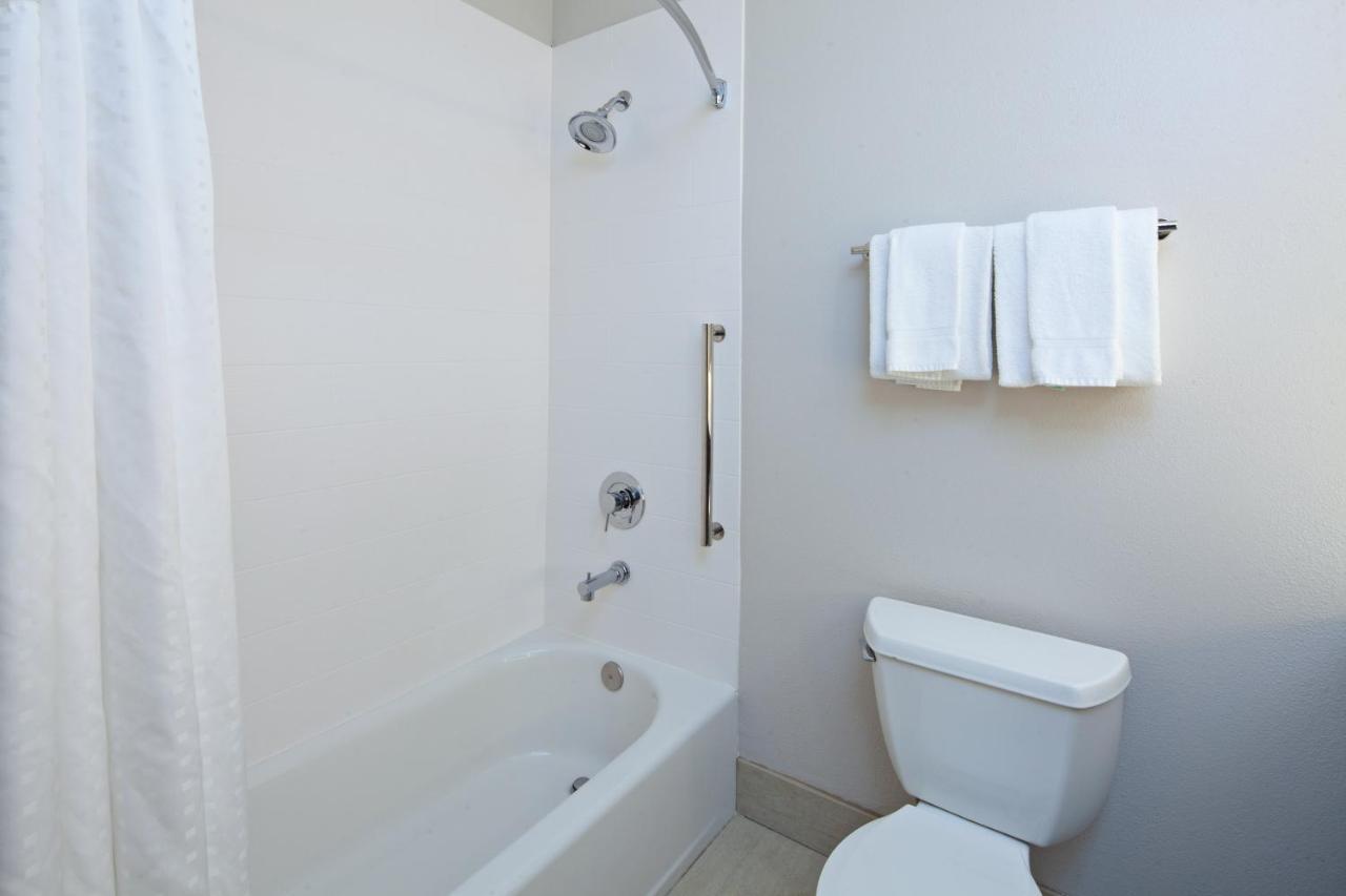 Holiday Inn Express & Suites Rancho Mirage - Palm Spgs Area By Ihg Dış mekan fotoğraf