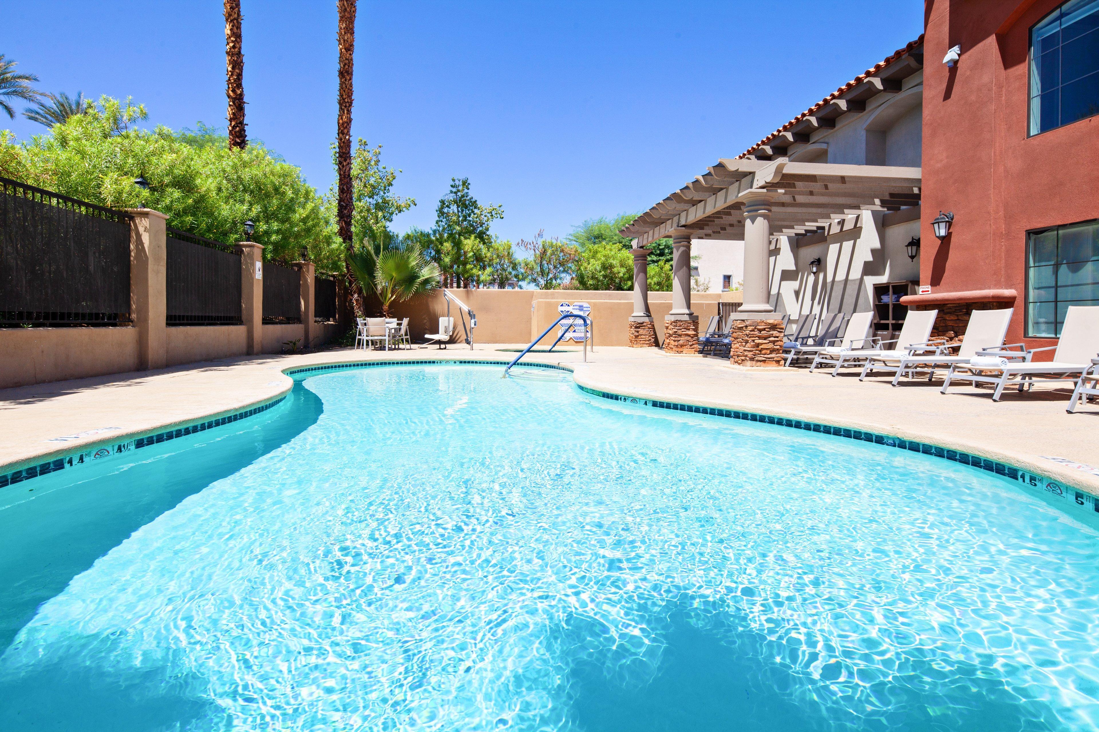 Holiday Inn Express & Suites Rancho Mirage - Palm Spgs Area By Ihg Dış mekan fotoğraf