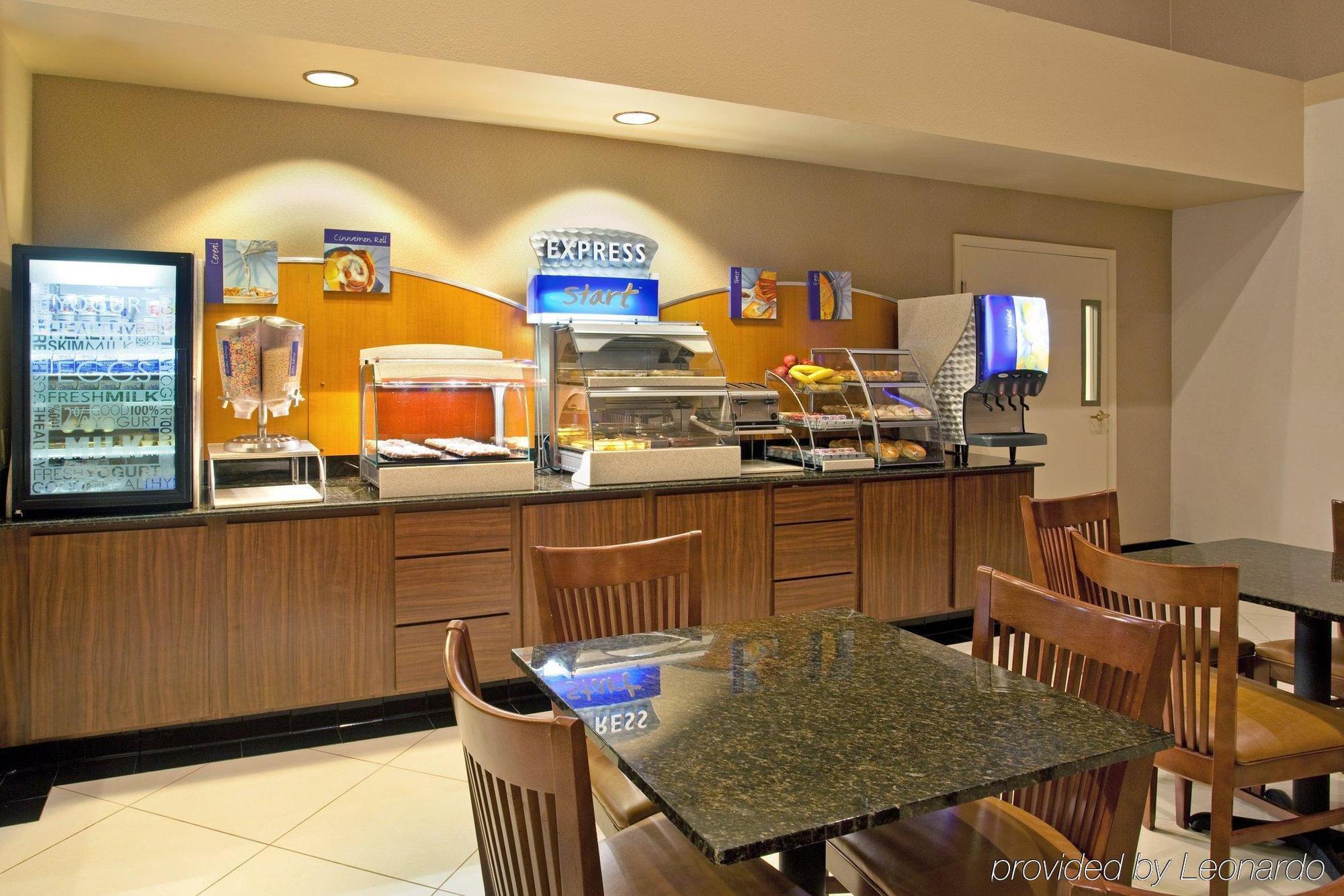 Holiday Inn Express & Suites Rancho Mirage - Palm Spgs Area By Ihg Restoran fotoğraf